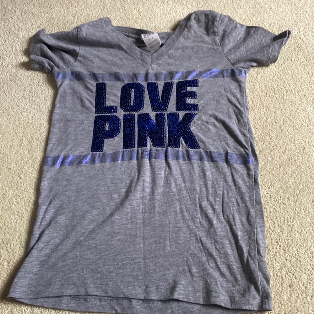Euc vspink v neck